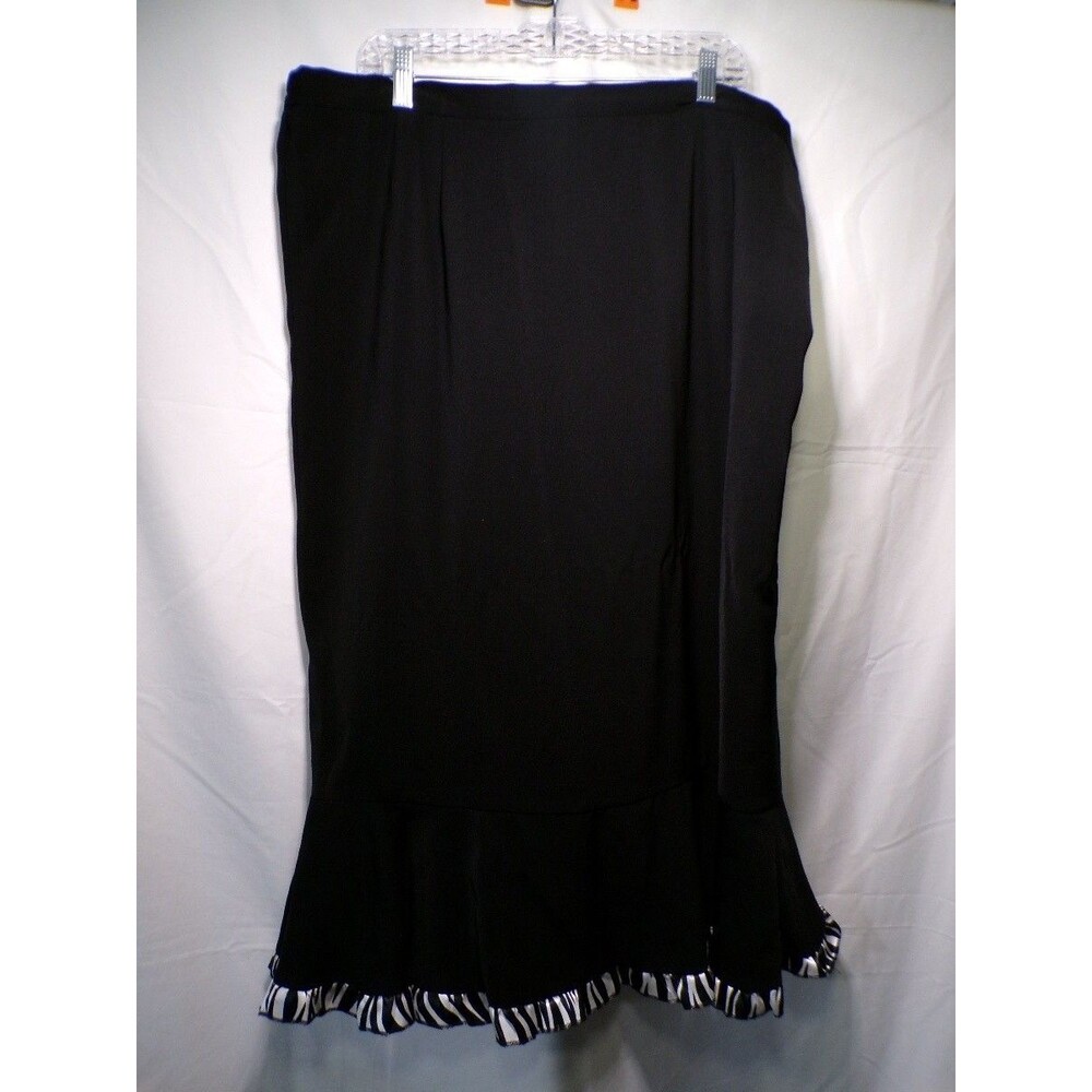 Terramina Women's Black Polyester Skirt Size 22W Flare Zebra Ruffle Hem